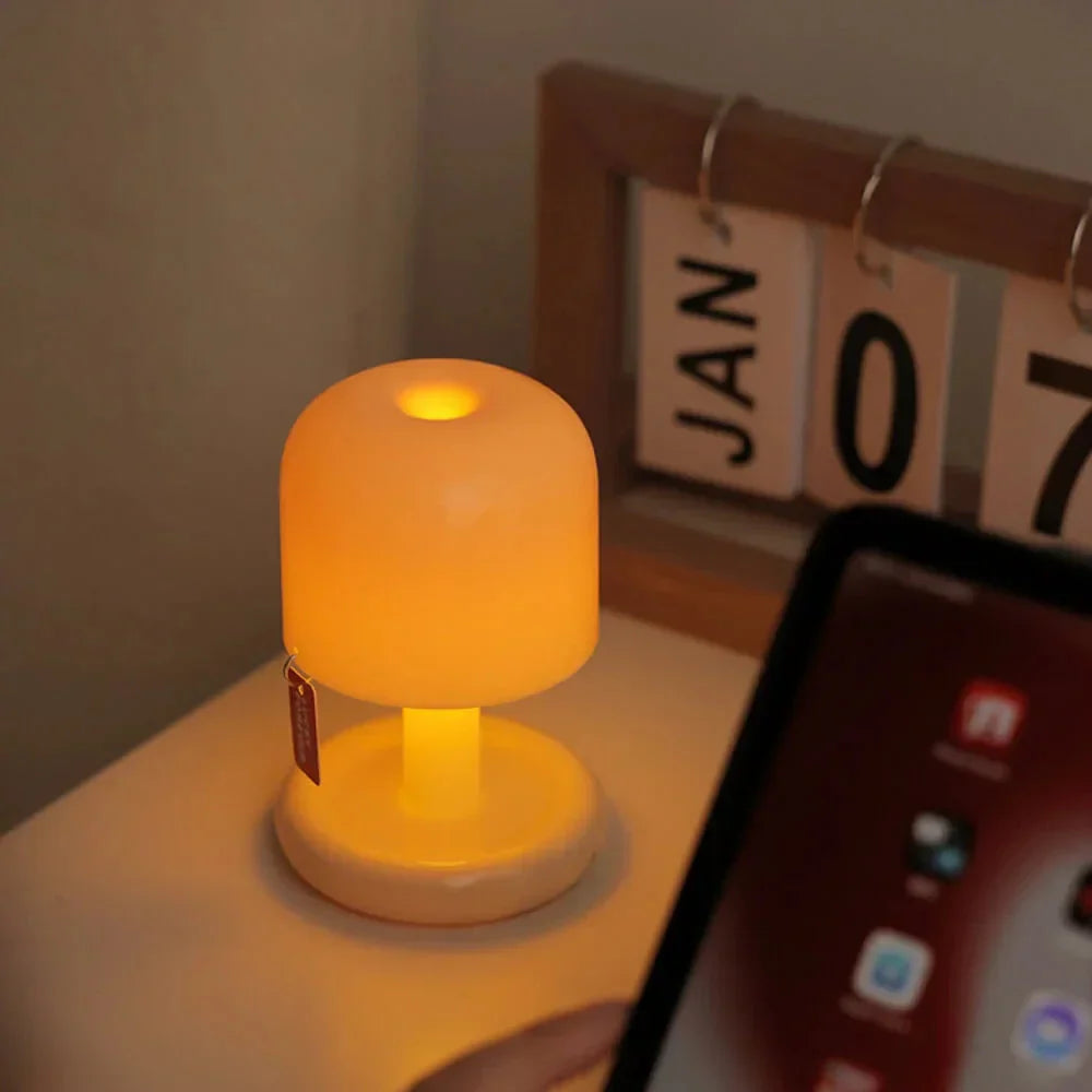 Small Table lamp | Wireless